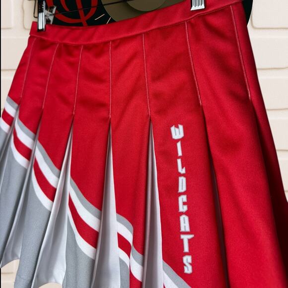 Champion Ultrafuse Wildcats Red Pleated Athletic Skirt - Picture 2 of 4